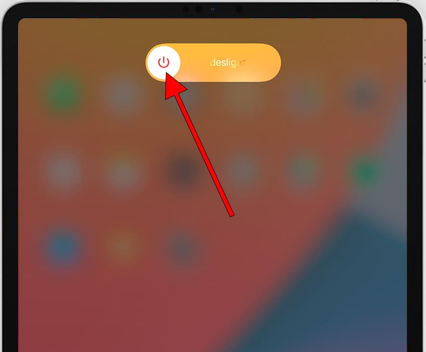 Desligue o iPad pressionando o botão Liga/Desliga até que o controle deslizante vermelho apareça.
Deslize o controle vermelho para desligar o iPad completamente.